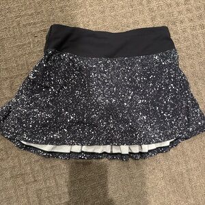 Lululemon circuit breaker skirt skort size 2 in black and white splatter